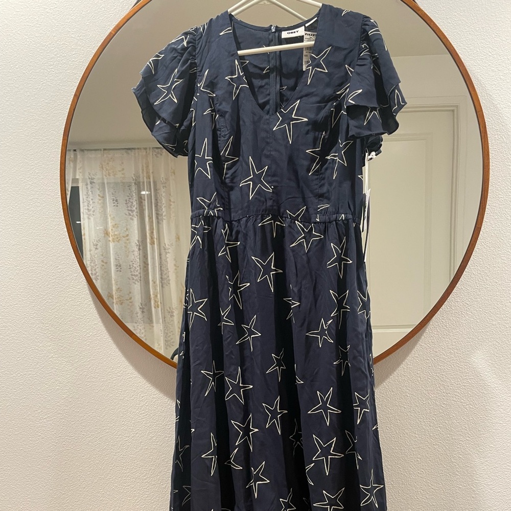 Obey dress